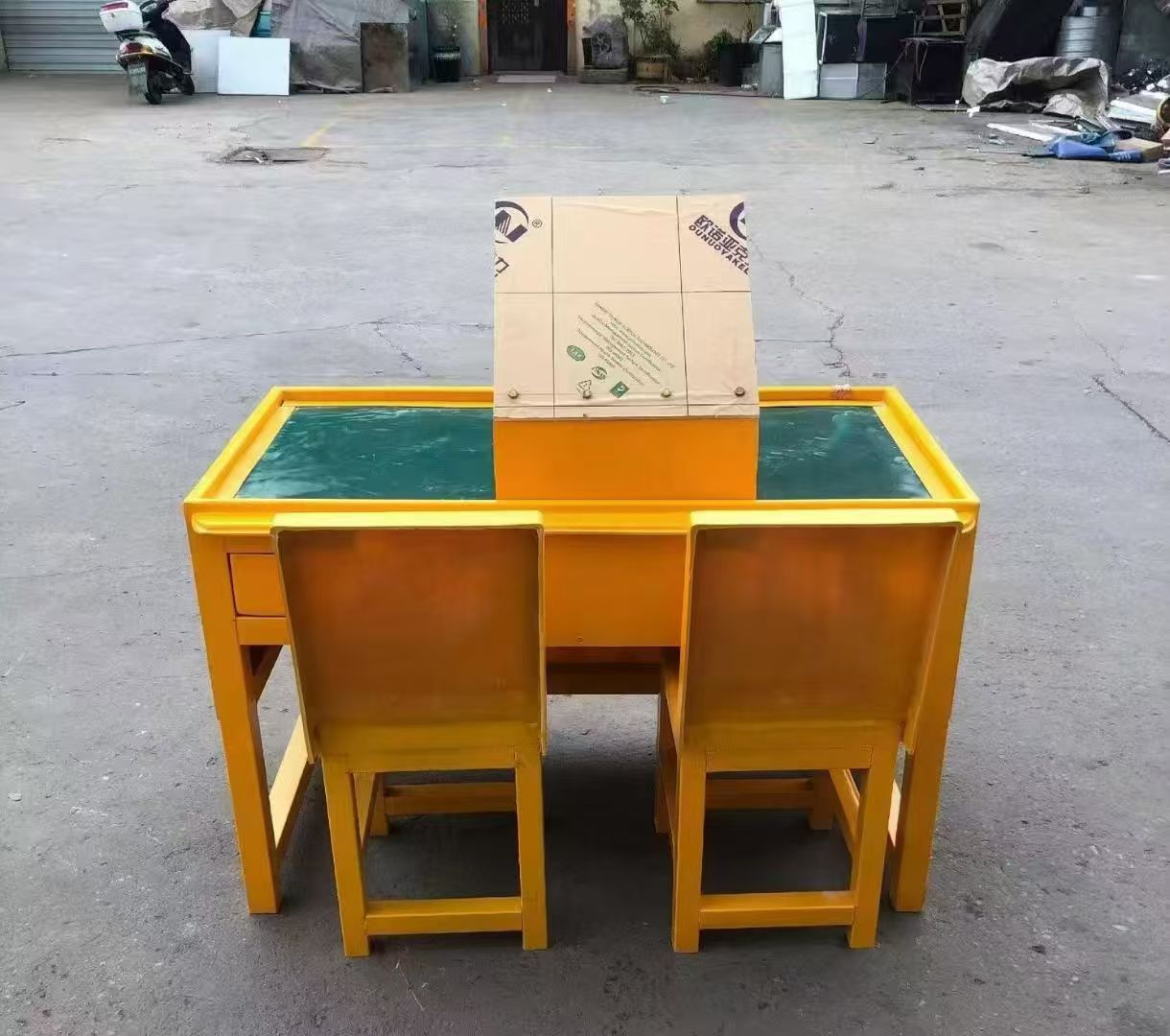 宁夏防静电导通桌井下煤矿火工品发放桌：危险品流转的安全守护者
